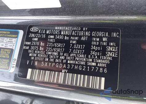 2017 Kia Sorento 2.4L Lx z USA, uszkodzony, nr VIN 5XYPGDA37HG217786